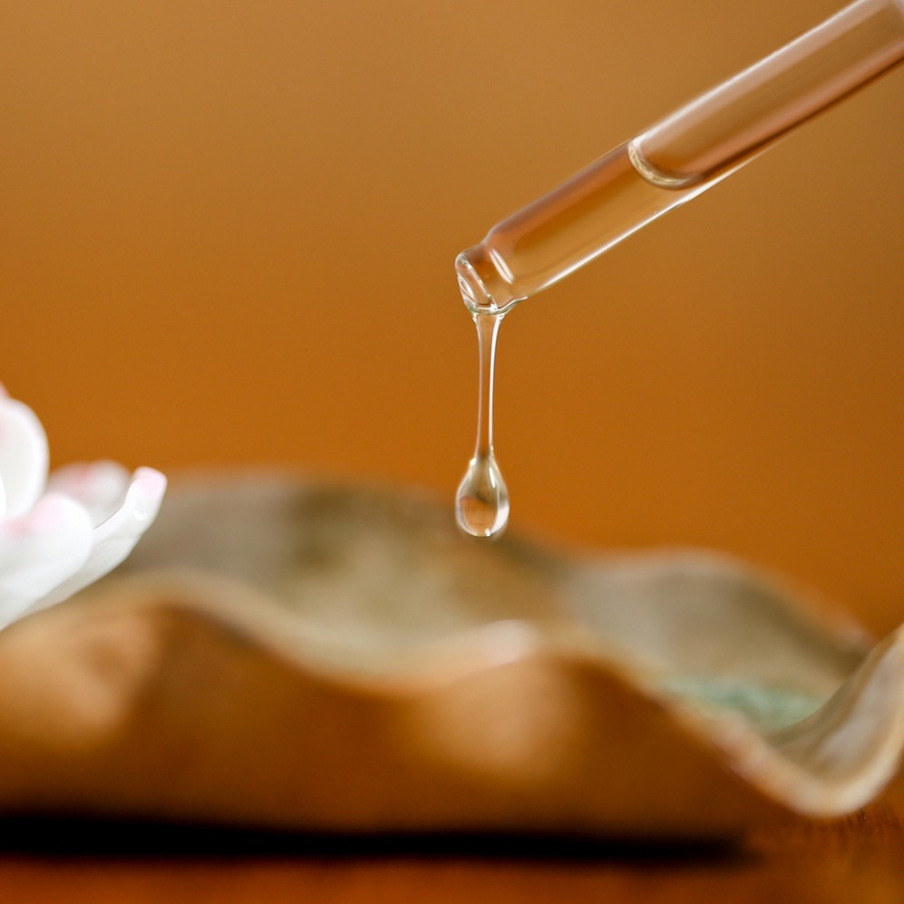 涂抹式水光精华补水保湿收缩毛孔提亮宝妈可用30ml