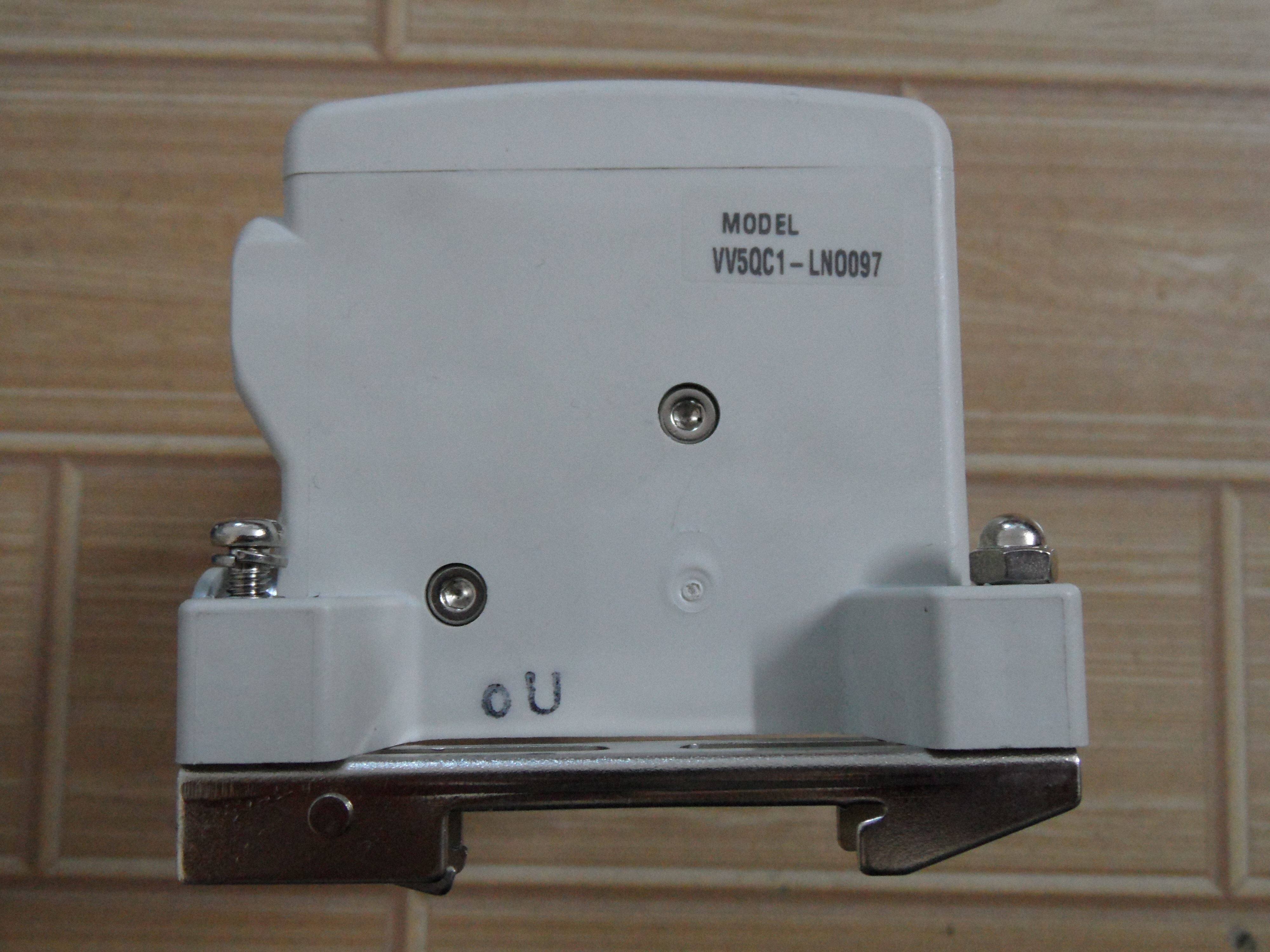 原装进口smc电磁阀底座vv5qc1-ln0097 vq1-lok010 全新上机件现货