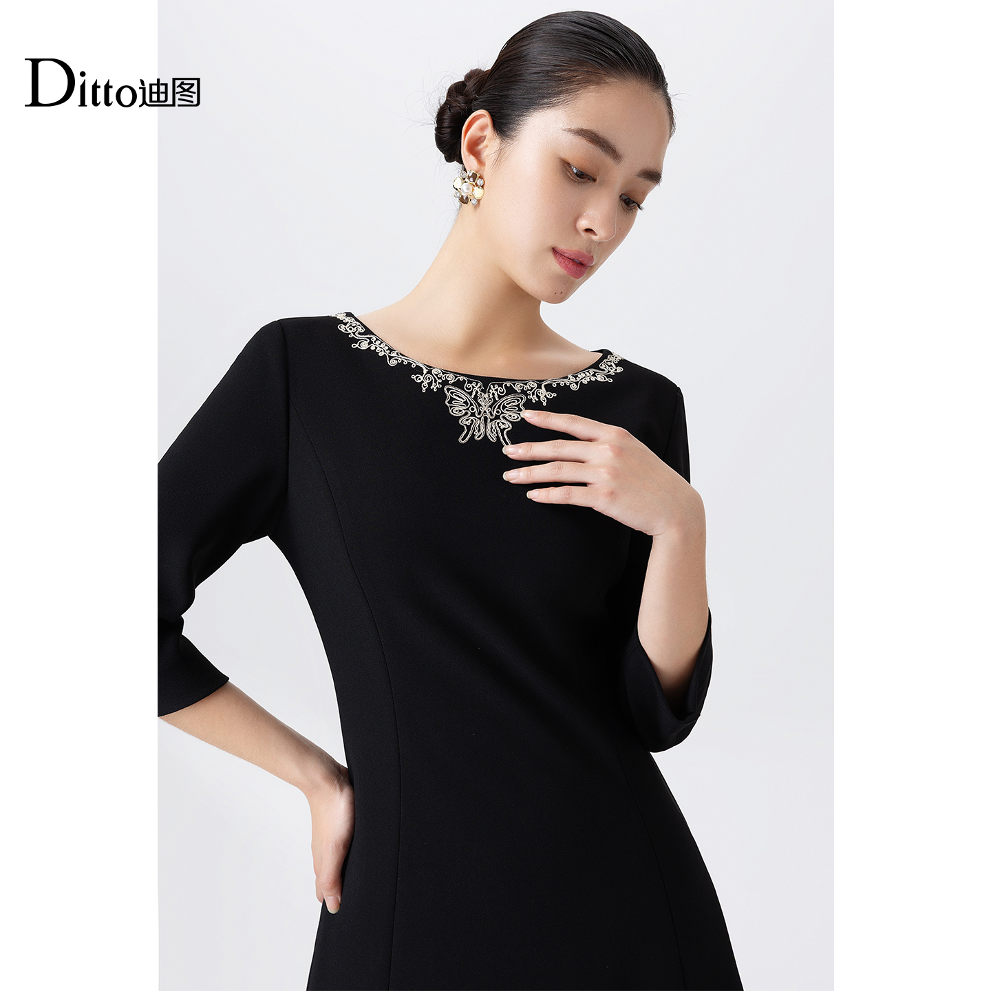 Ditto/迪图显贵丝绒气质连衣裙