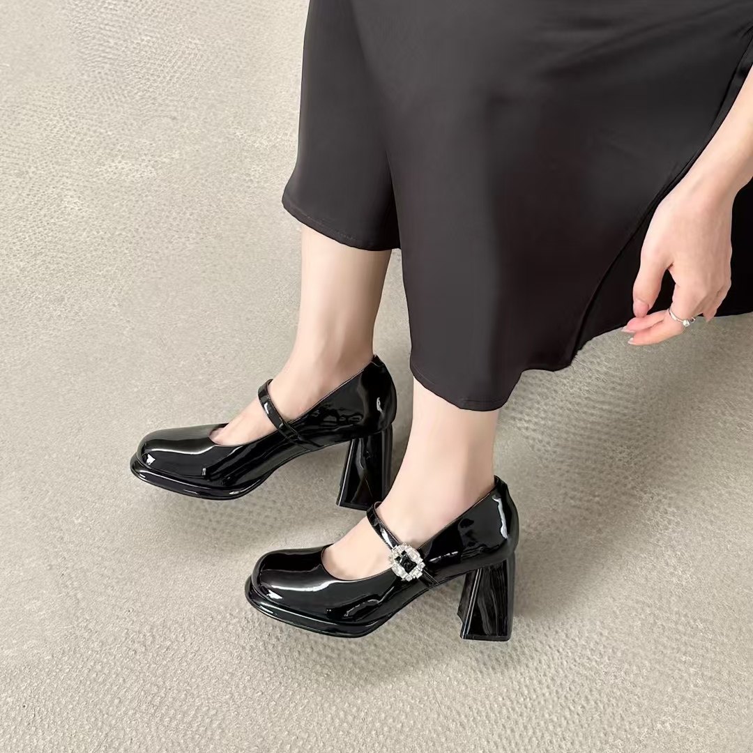 2026年春季新款法式玛丽珍鞋女高跟鞋漆皮粗跟单鞋赫本风jk小皮鞋