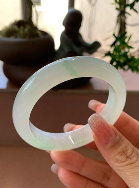 【小陈翡翠】缅甸天然翡翠A货冰飘浅绿53-54正圈翡翠手镯