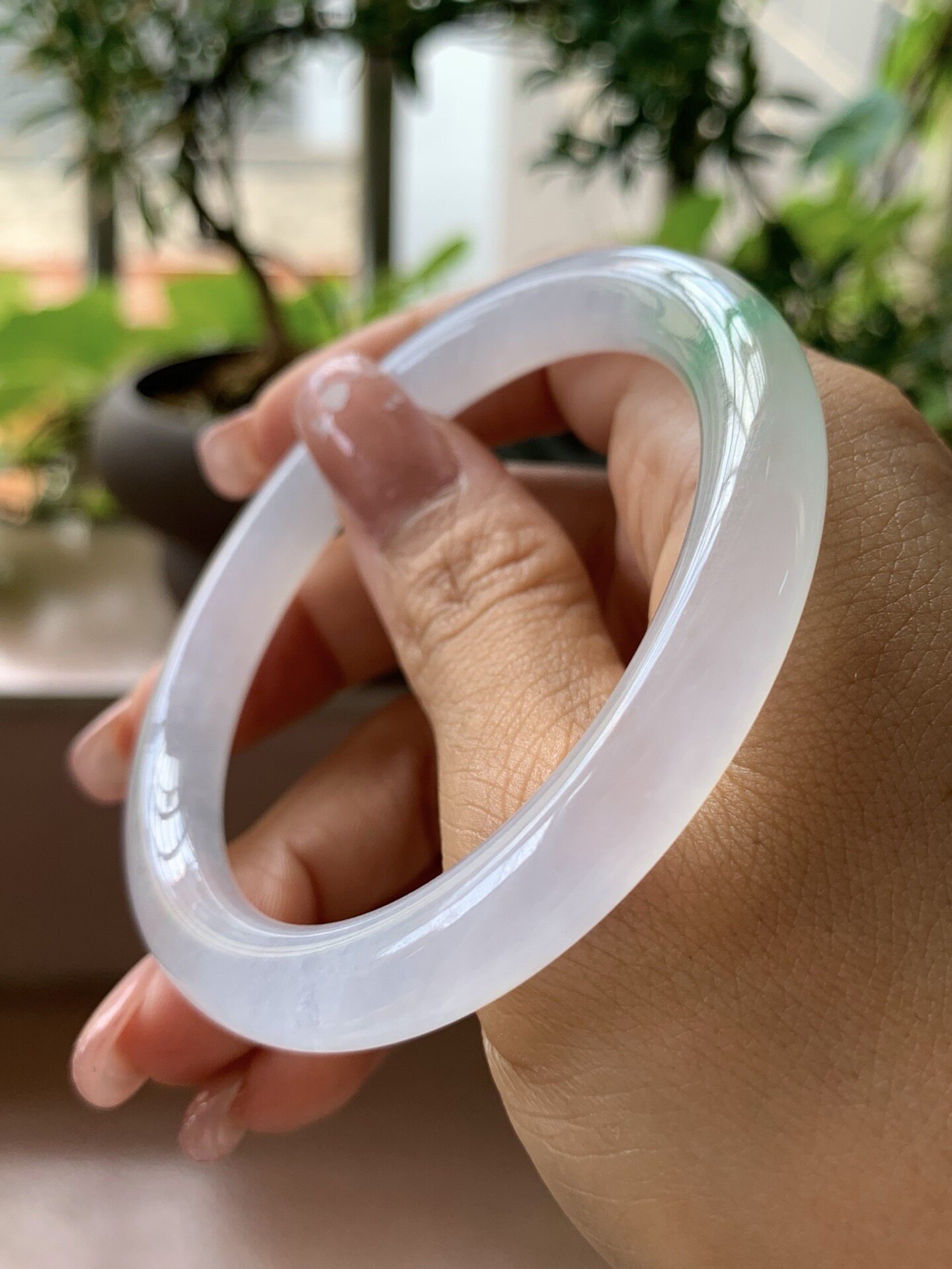 【小陈翡翠】缅甸天然翡翠A货冰种飘金丝绿55-56圆条翡翠手镯