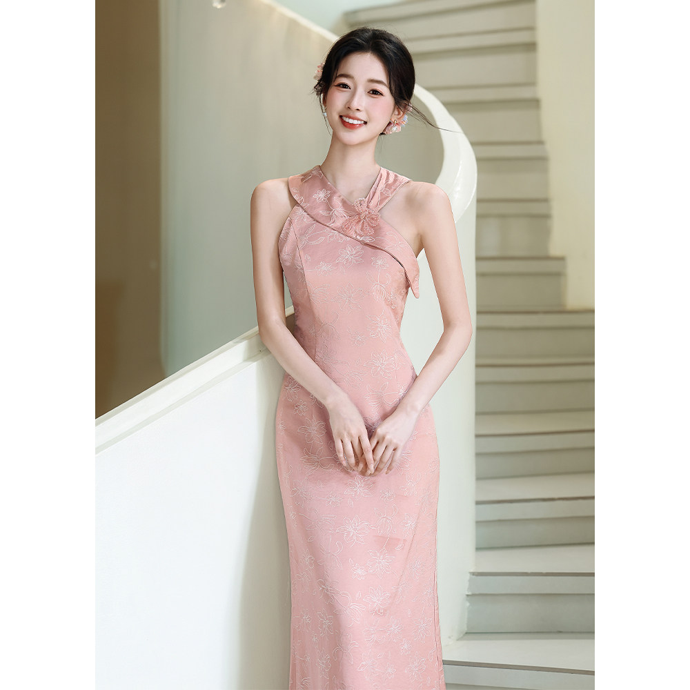 彼岸【梧桐】粉色中式掐腰旗袍女2026夏款新娘订婚敬酒礼服裙日常