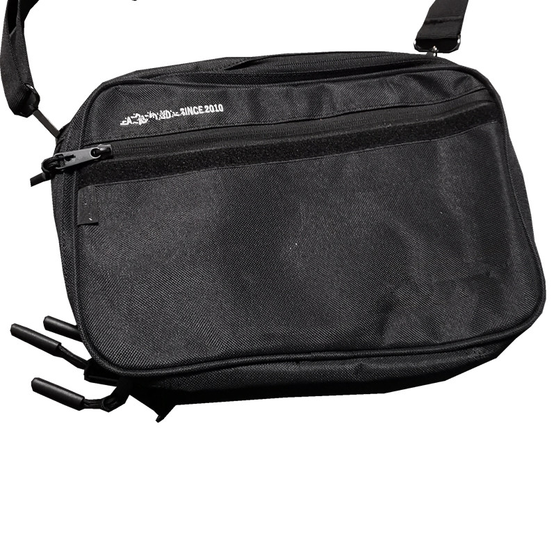 乒乓球精工尾货拉链多隔层10寸置物单肩斜跨男女通用功能布包B775