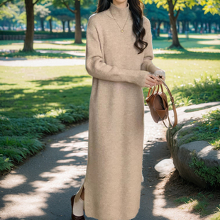 半高领厚款羊毛衫针织连衣裙长款女秋冬毛衣裙子宽松打底内搭坑条