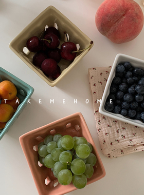 TAKEMEHOME夏日缤纷果篮装水果的陶瓷镂空碗可清洗蓝莓浆果透气碗