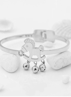 轻奢高级感木马铃铛手镯钛钢小众设计高级感网红爆款百搭女手环