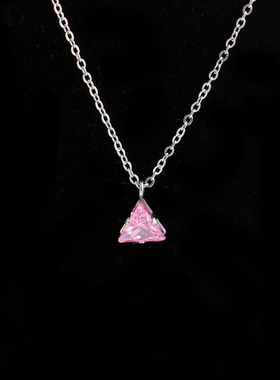 轻奢简约三角星项链不掉色时尚博主简约风复古百搭时髦精致通勤潮