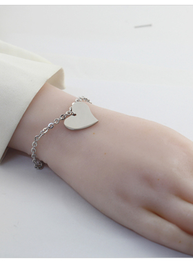 洗不掉色夸张大心手链轻奢小众精致2024年新款闺蜜手饰手链女夏