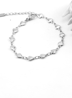 韩版简约一串爱心手链女甜美桃心钛钢手环饰闺蜜学生日礼物送女友