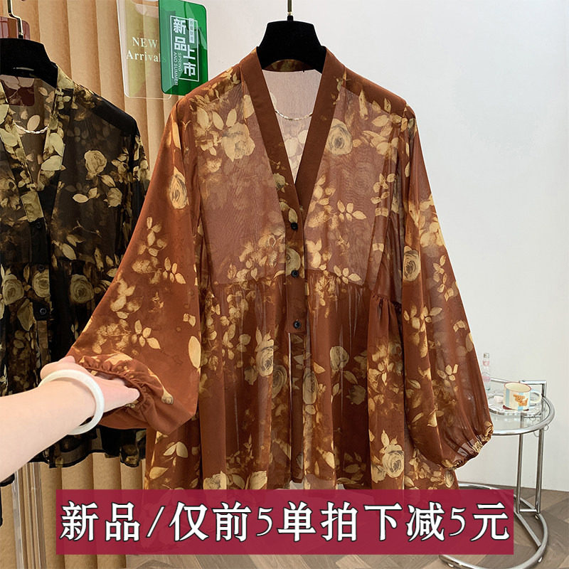 百搭时尚秋季新款蕾丝衫