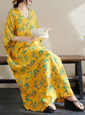 黄色夏季花色度假风旅游V领复古长裙遮肉棉麻连衣裙蝙蝠袖花裙子