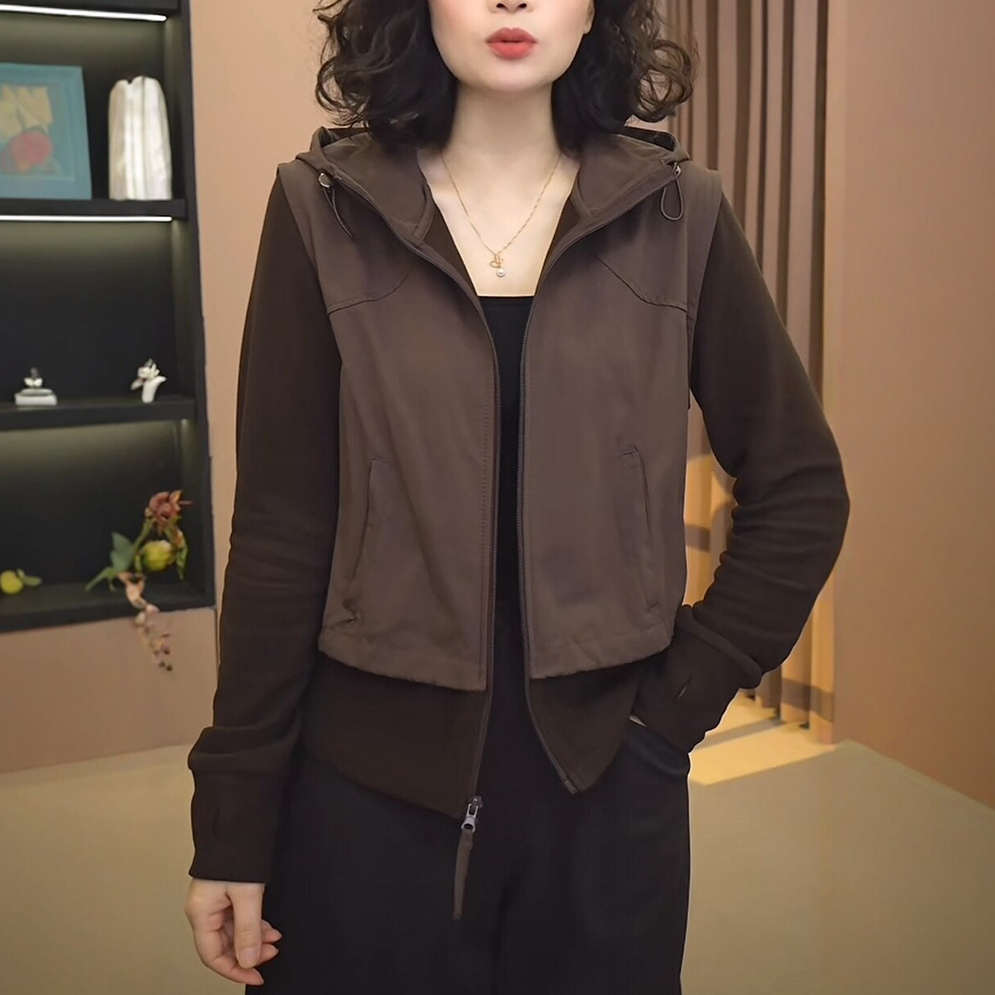 妈妈装秋季连帽假两件减龄女卫衣