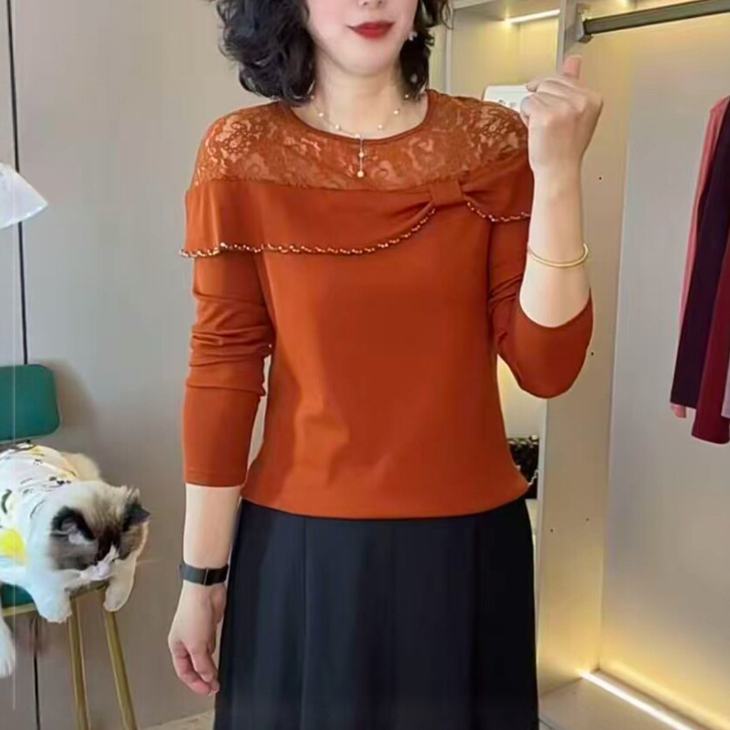 妈妈春季蕾丝拼接蝴蝶结长袖T恤