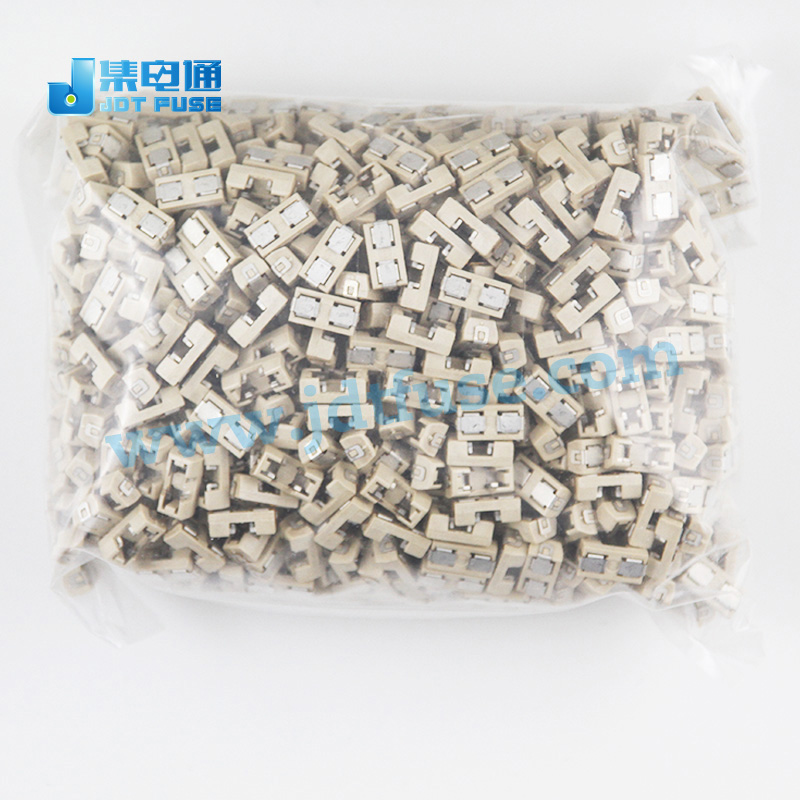 1808原装进口 保险丝座子 littelfuse01550900M 0451 0452配套