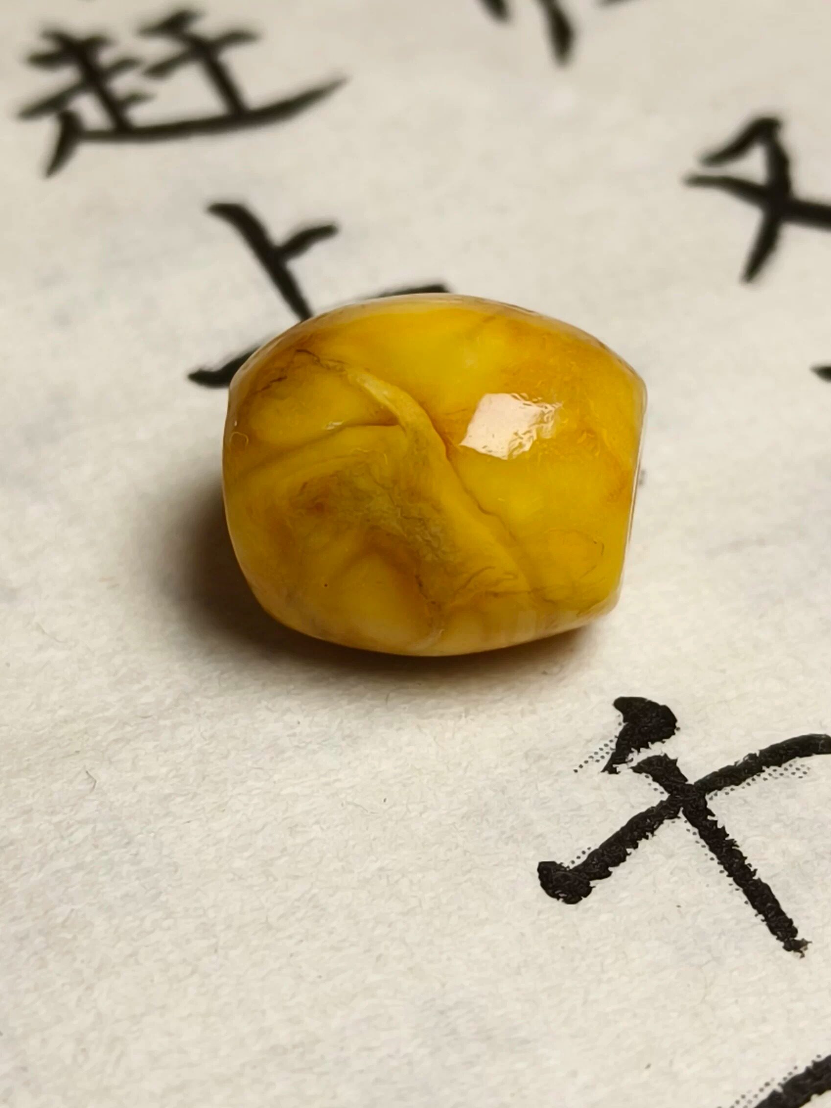 天然小年份老蜜蜡马蹄珠包浆厚实