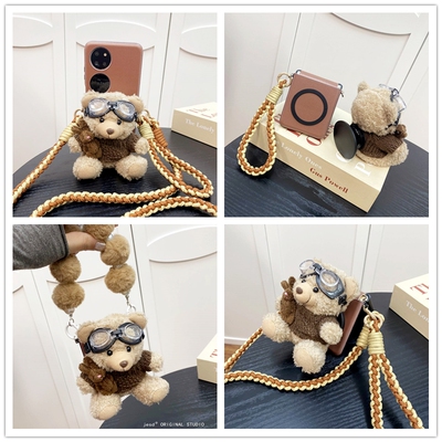 ins可爱飞行员毛绒小熊磁吸支架适用摩托罗拉razr50ultra手机壳折叠屏razr60带挂绳保护套motorazr60全包防摔