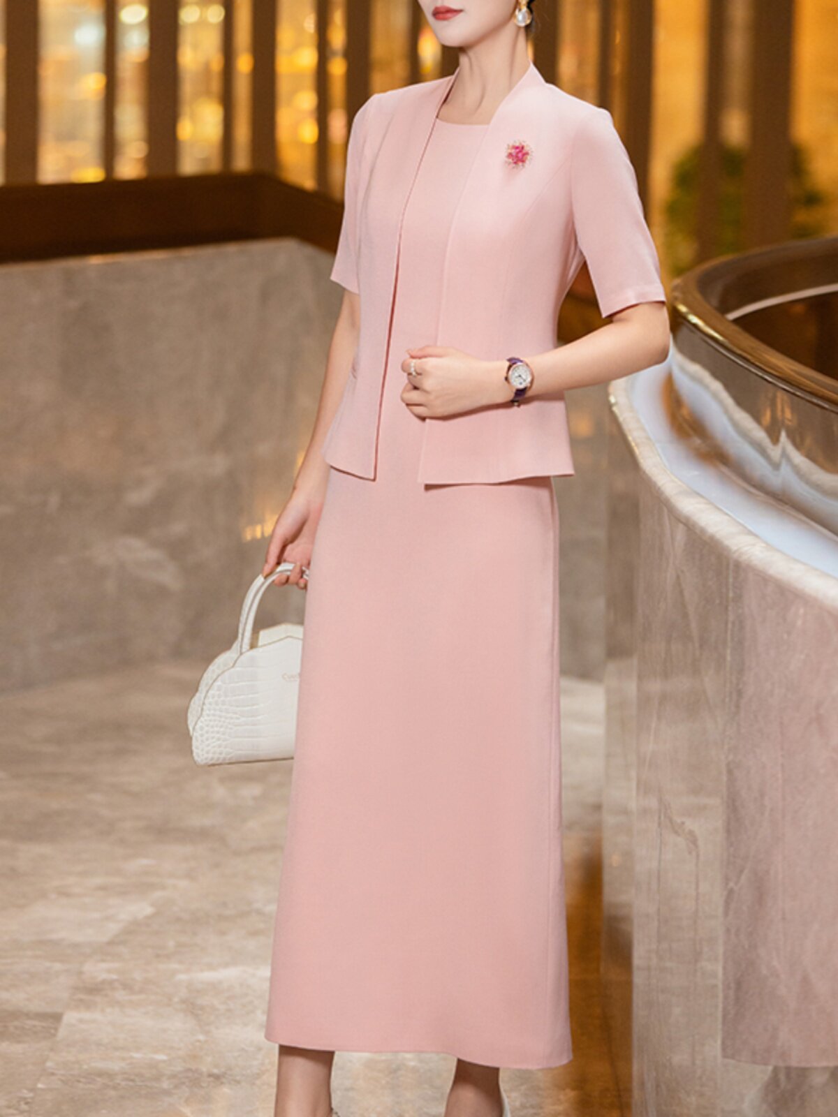 PINK ACETATE DRESS SET WOMENS HIGH-END SENSE OF LUXURY IN THE SUMMER OF 2024 NEW TEMPERAMENT TO REDUCE AGE AND SLIM TWO-PIECE DRESS