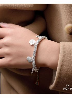 纯银盘缠手串盘缠俗称“钱串子”寓意腰缠万贯顺风顺水‼️雪花银