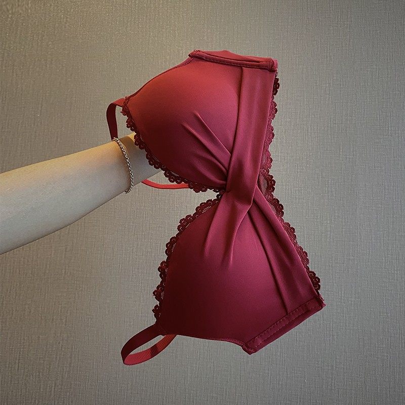 本命年内衣套装女兔年小胸聚拢收副乳上托胸罩红色结婚文胸无钢圈