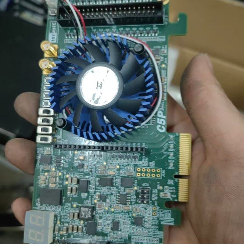 C5P FPGA开发板，带风扇，支持PCI-E接口，成色如图--议价商品