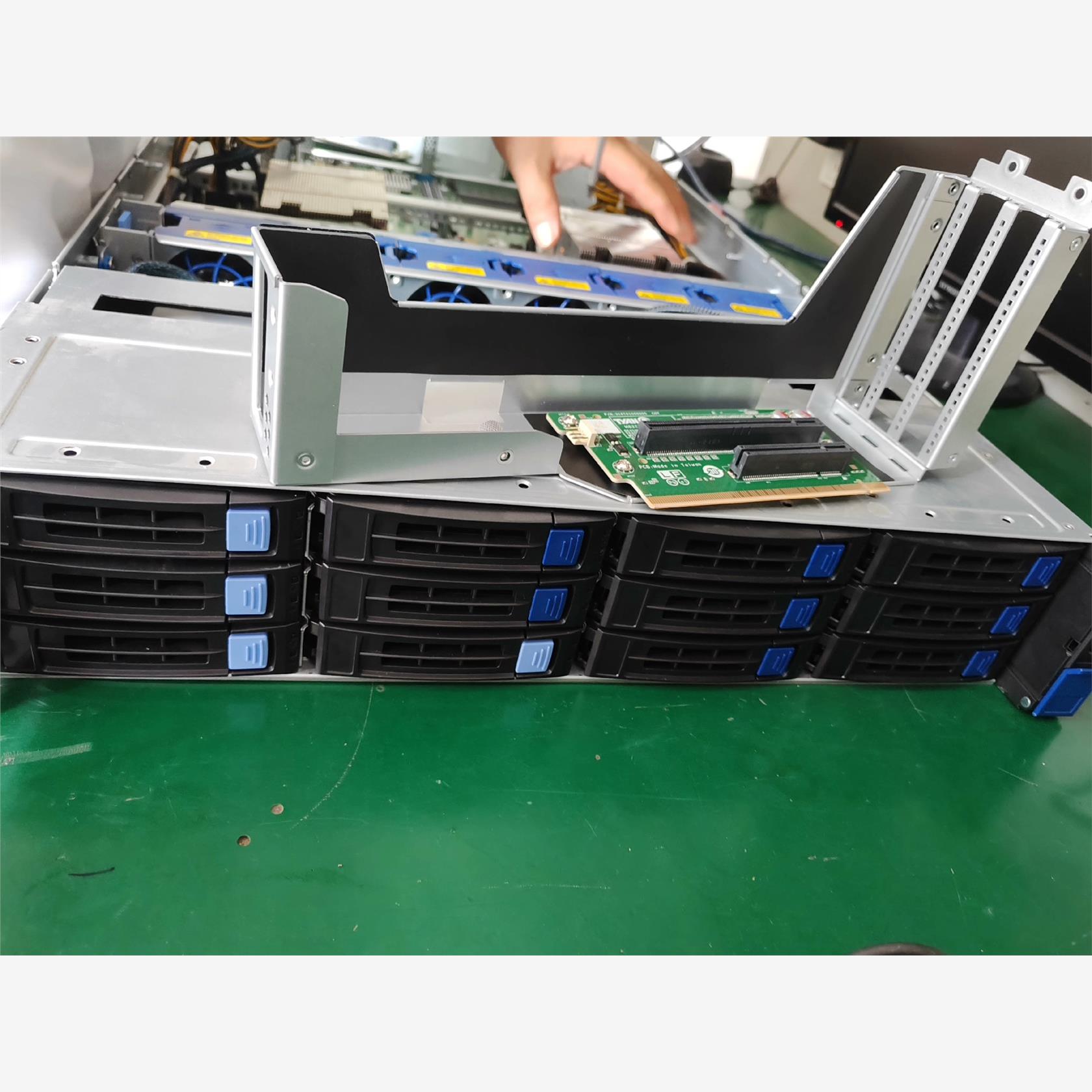 泰安8252 服务器 2台 现货泰安 B8252T75V8E-议价商品