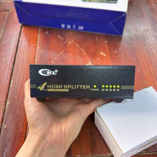 全新CkL一进四出HDMl分配器 型号：HD-94--议价商品