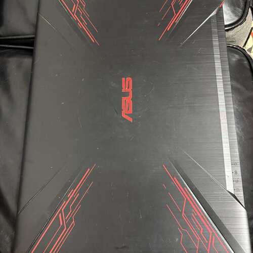 华硕飞行堡垒FX80G游戏本整机 主板i5-8300H，GT--议价商品
