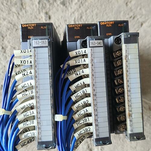 三菱Q64TCRT模块，Q系列PLC专用温控模块，带底板和接--议价商品
