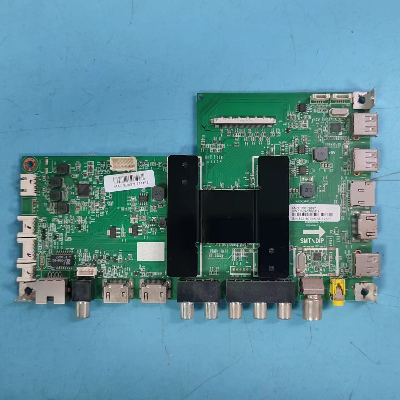 原装海尔LS55M31主板实物图