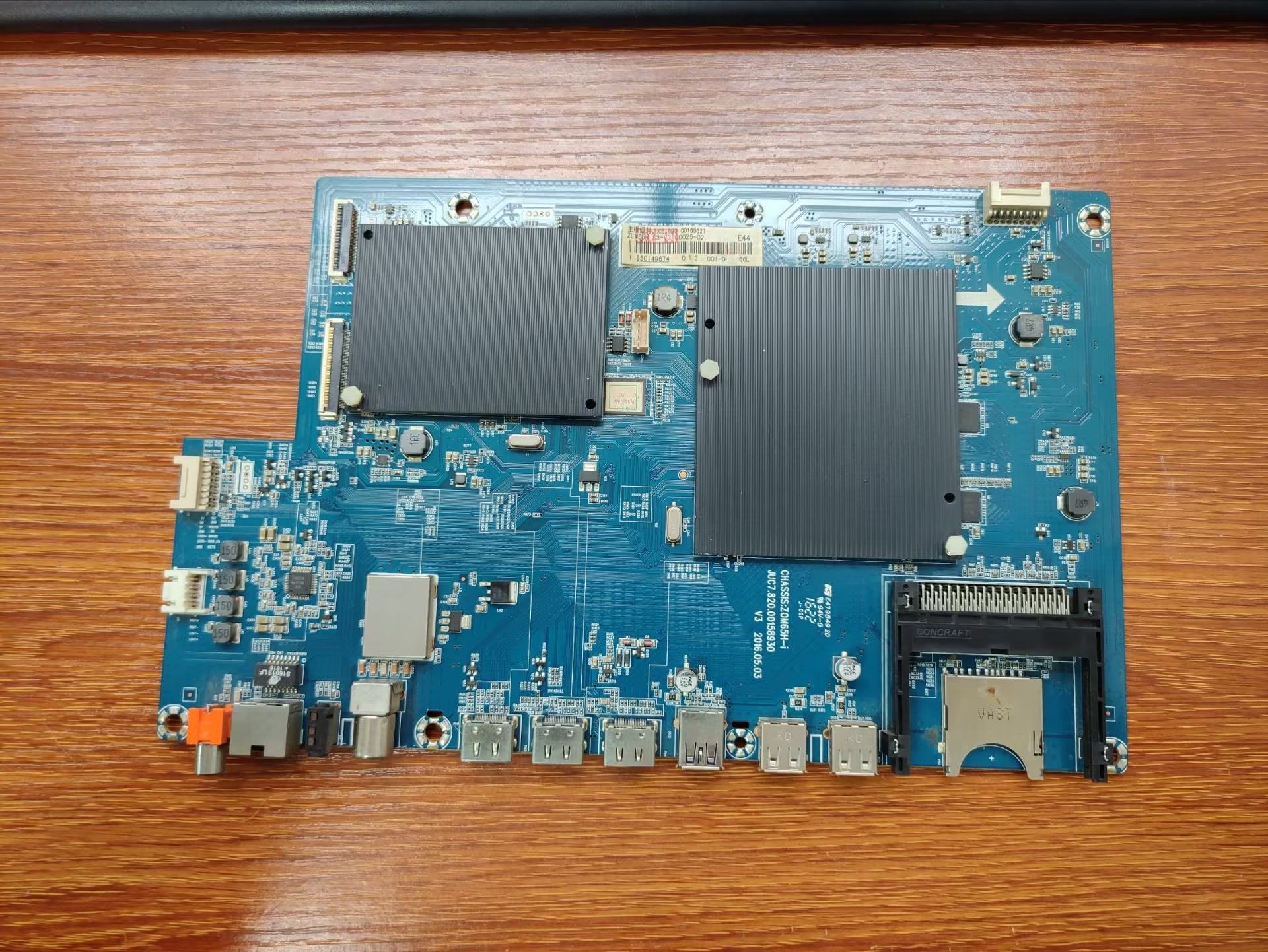 长虹55Q3A主板JUC7.820.主板