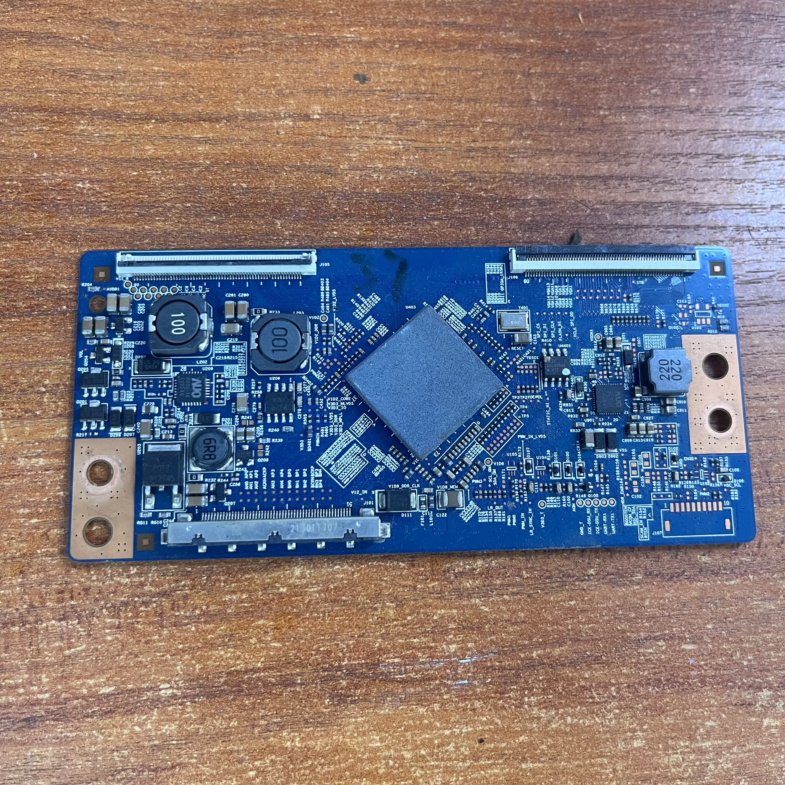 原装长虹3D46C2000I逻辑板T400