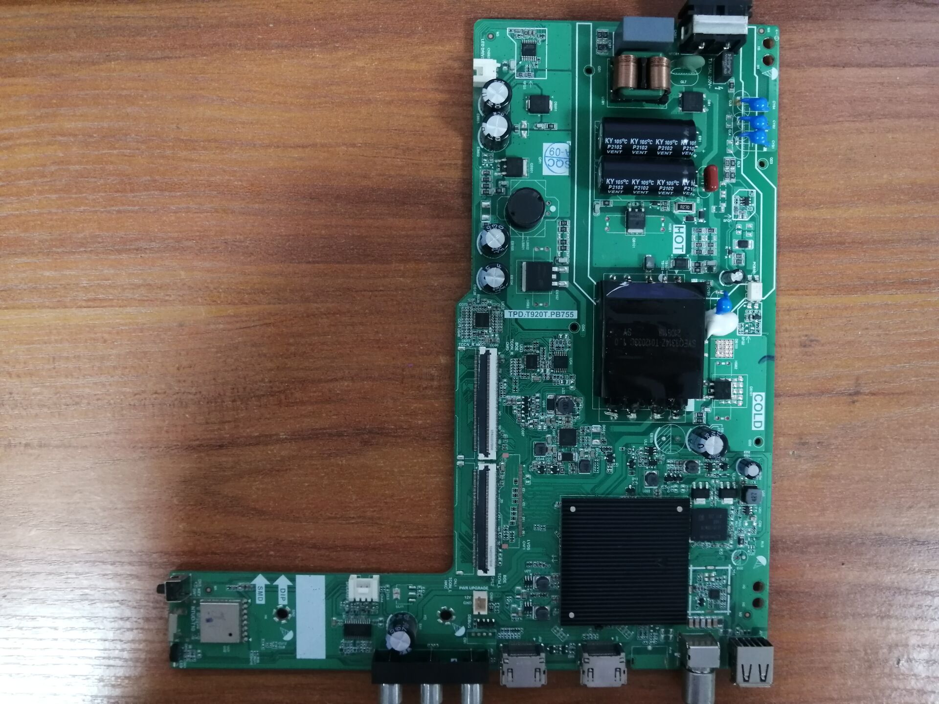 创维43H3主板TPD.T920T.PB7