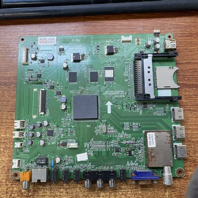 长虹3D47B5000i主板JUC7.820.000