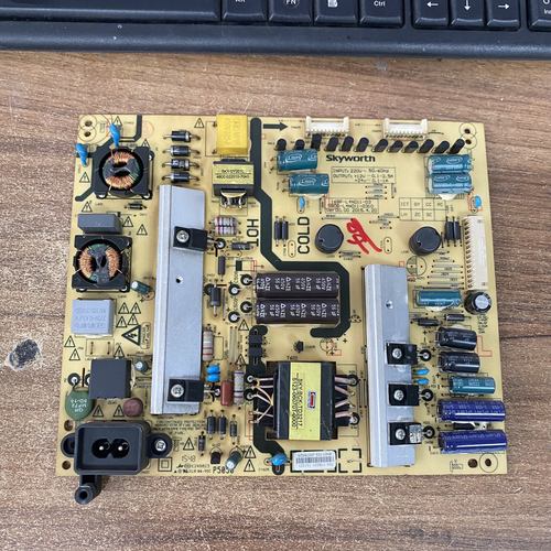创维49E6200电源板168P-L4N011