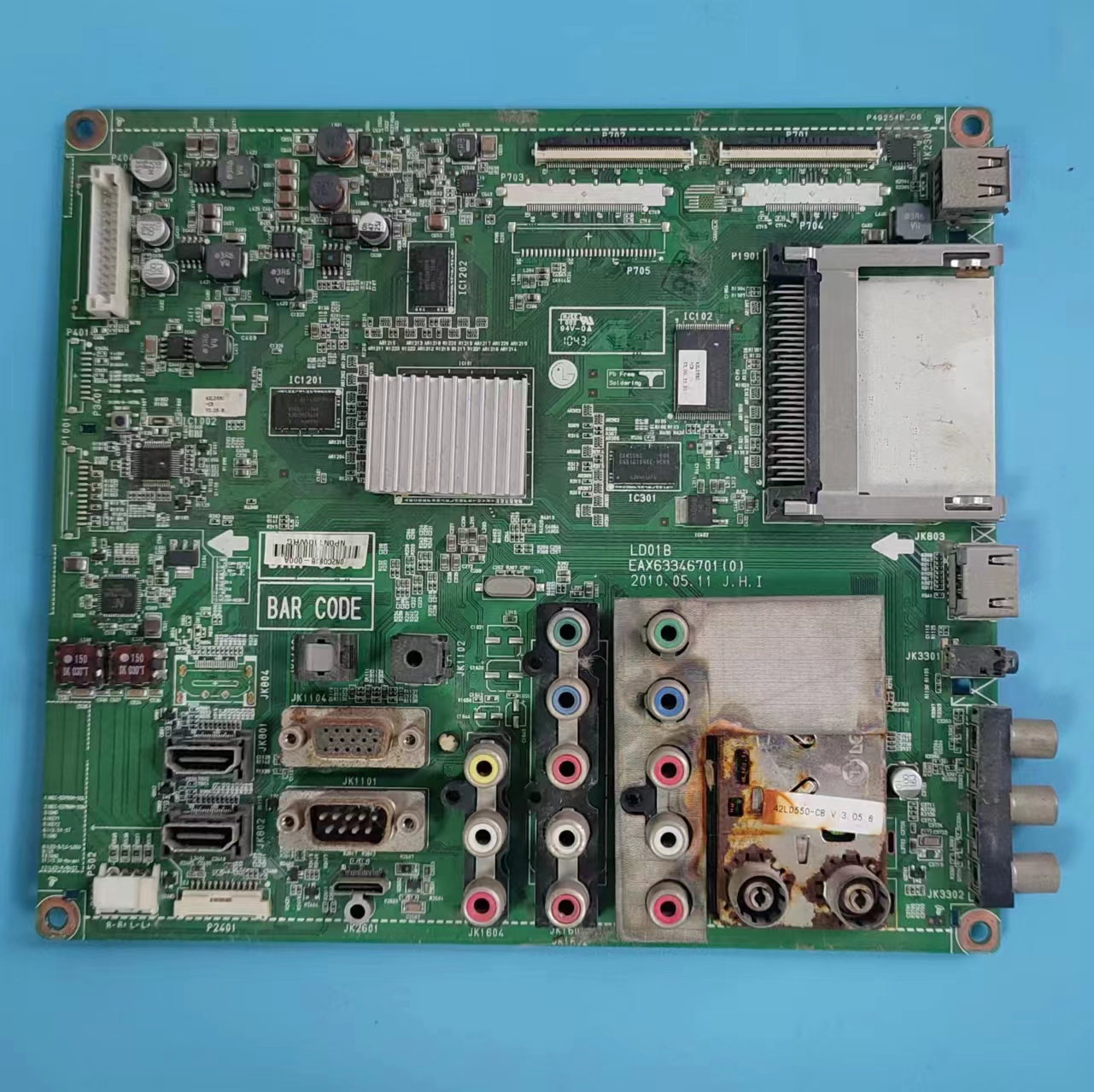 LG42LD550-CB主板实物图