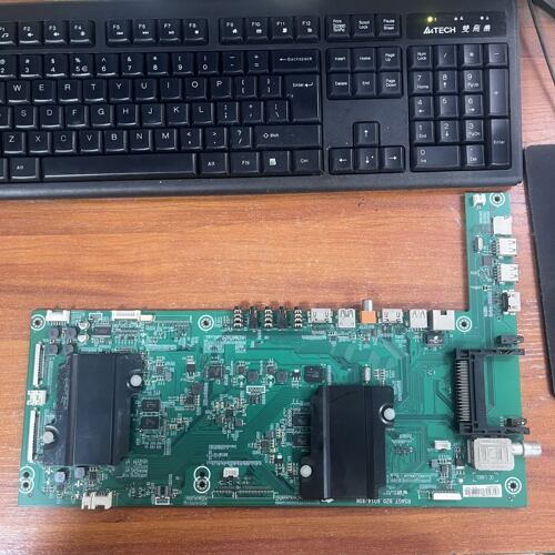 原装海信LED65XT810X3DU主板RSA