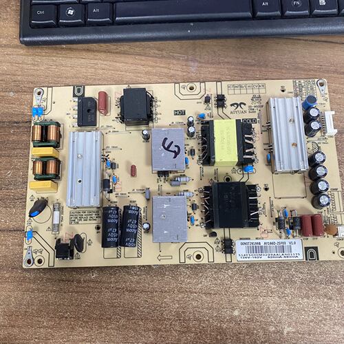 海尔50R550T75150T51电源板0