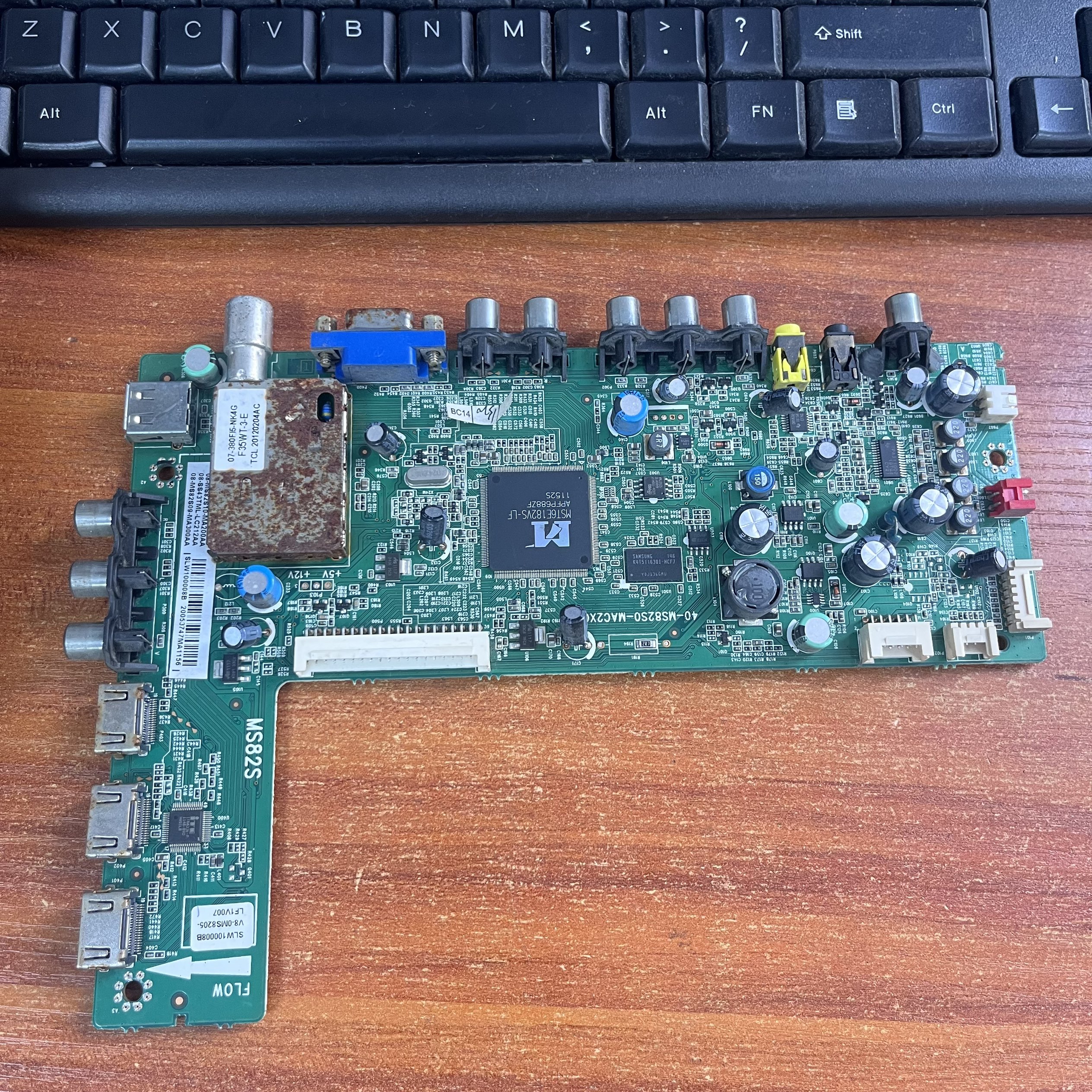 主板40-MS82S0-MAC2XG配屏LVF43