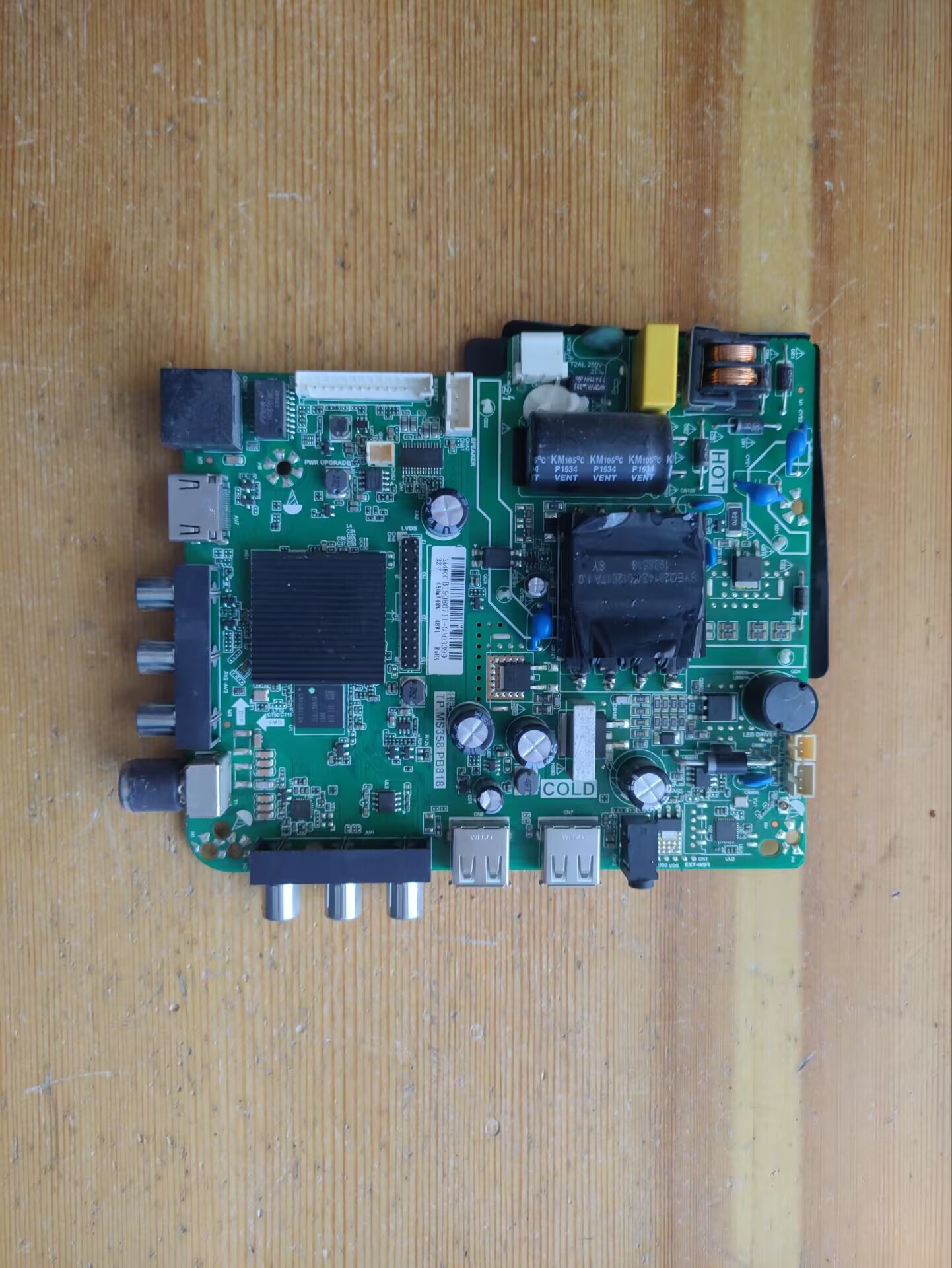 杂牌主板TP.MS358.PB818