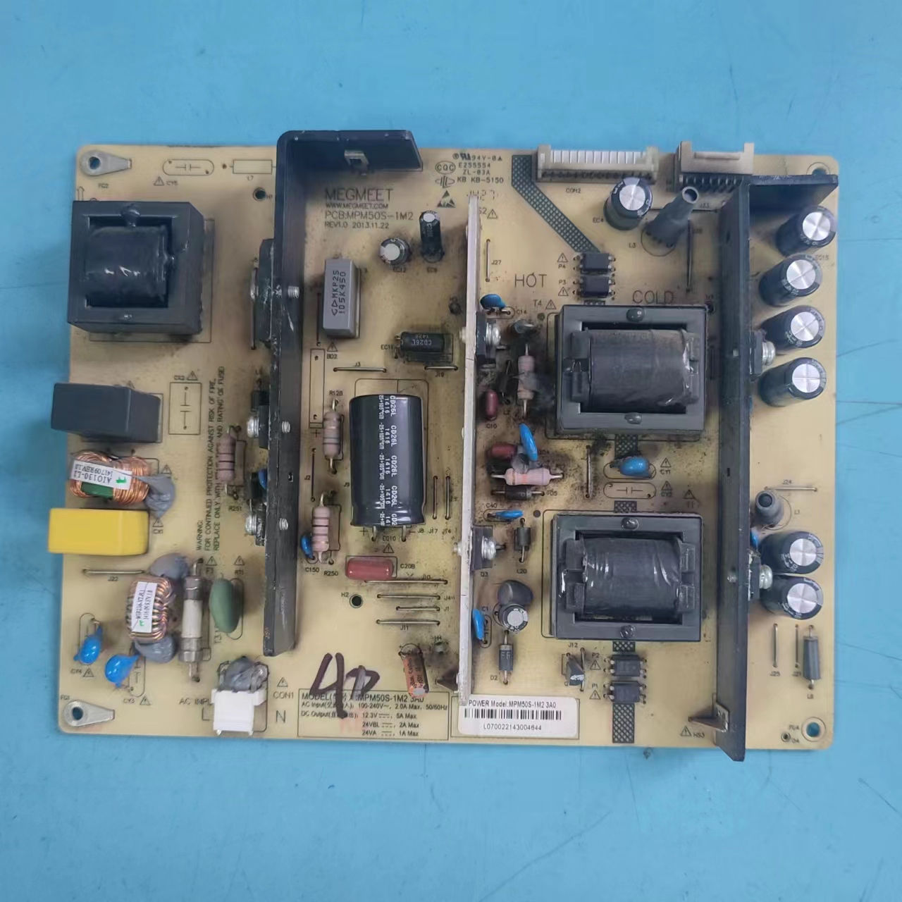 原装长虹42U2电源板实物图