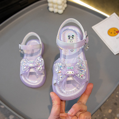 美乐蒂女童凉鞋露趾蝴蝶结公主鞋2025夏季新款灯鞋女孩水钻水晶鞋