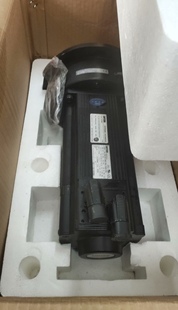 MCS14P19 RS0P9 B28N 伦茨 R0SU 变桨电机 ST6S000 议价 Lenze