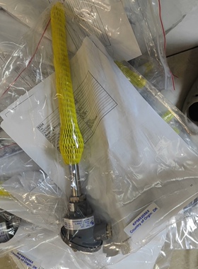 议价！KP品牌SCR温度传感器，型号KP5852056X，图号5628590-4