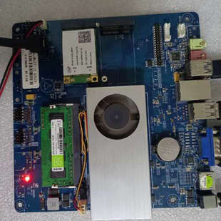 板载I5 议 4202Y 带内存条 CPU 体机主板