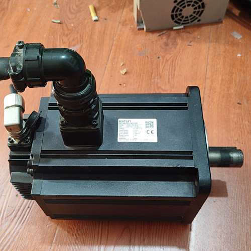 埃斯顿伺服电机EMG-15ALB24，1.5KW功率，200[议]