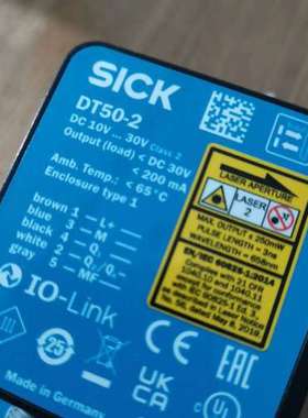 SICK激光测距仪，DT50-2B215252，106566【议】