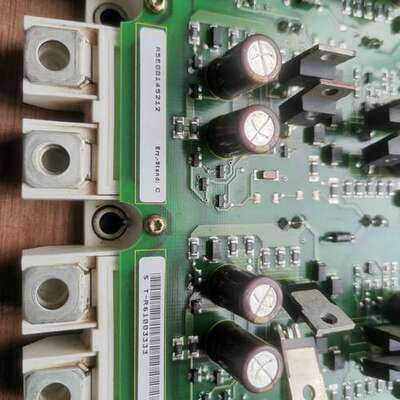 板子A5E00145212，模块Fs300R12KE3【议】