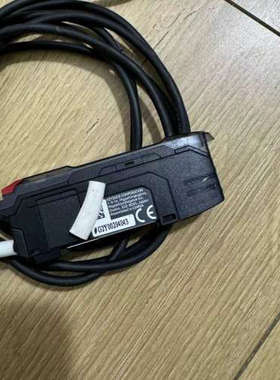 KEYENCE基恩士光纤放大器FSN41N，就，线长2米[议]