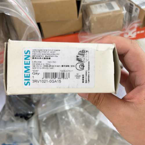 断路器 3RV1021-0GA15，，带辅[议]